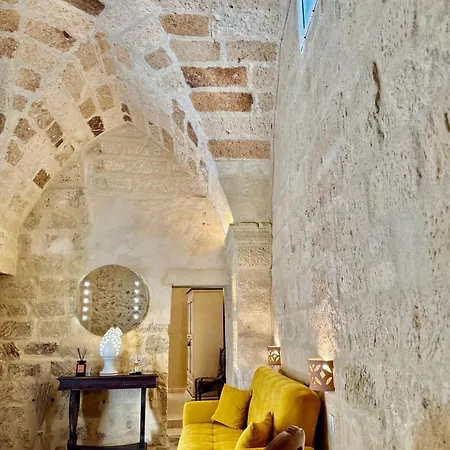 Palazzo Storico Riccardi Rollo *